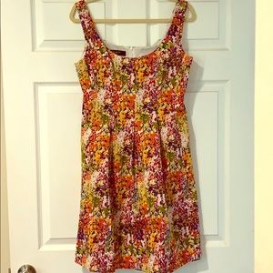 Nine West floral dress WITH POCKETS, size 8
